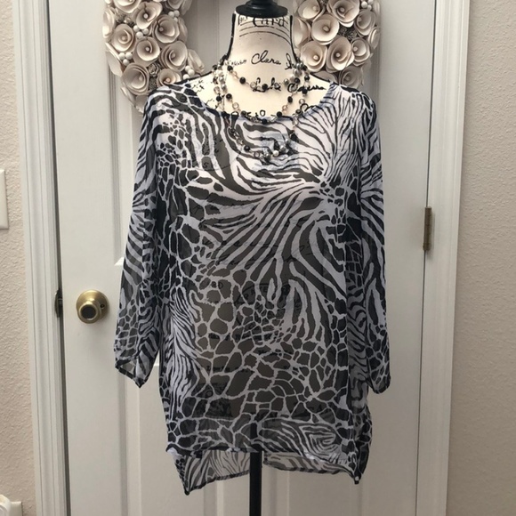 Chico's Tops - DONATED!!! Chico’s black/grey sheer kimono sleeve